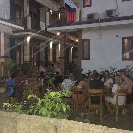 Bima Homestay Lembongan Exterior photo