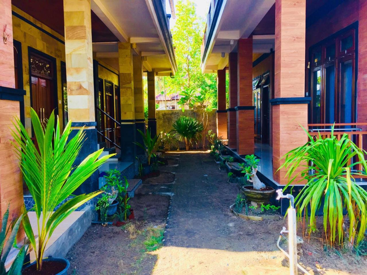 Bima Homestay Lembongan Exterior photo